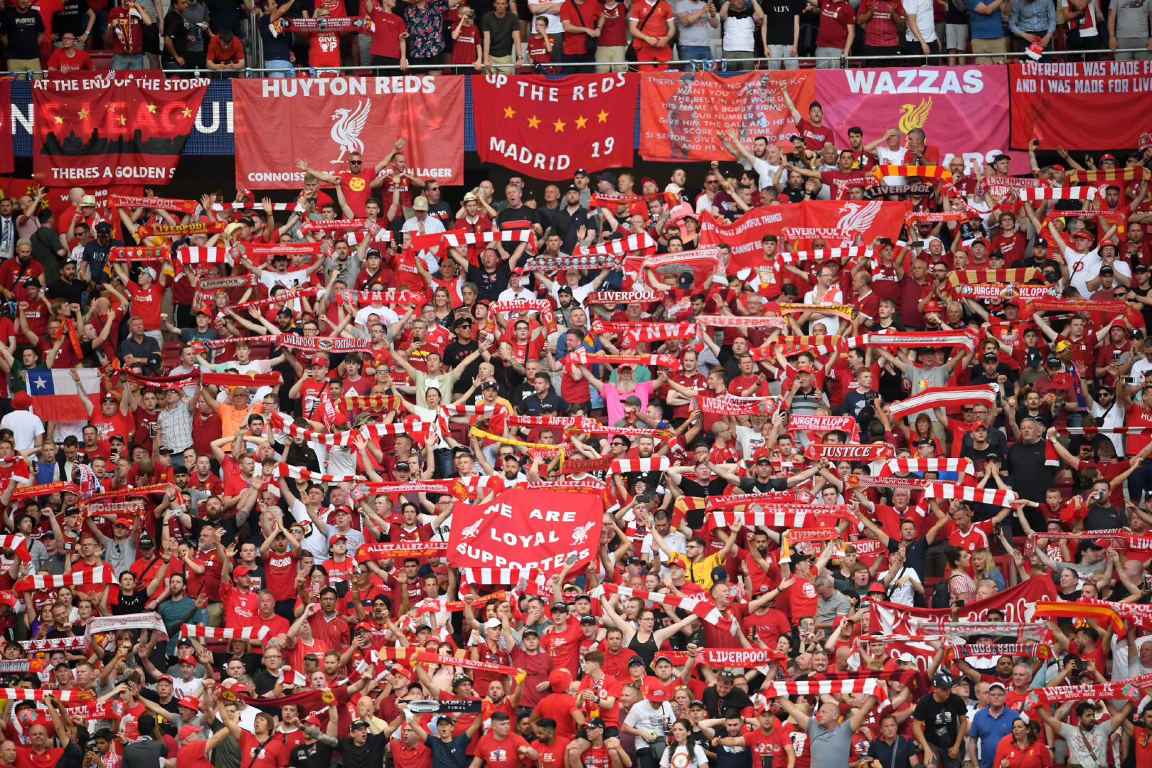 齐尔克泽：我们不想重蹈上赛季的覆辙，现在球队的氛围非常好