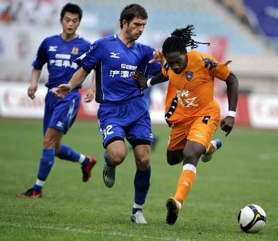 渝媒介绍重庆铜梁龙冲超庆典：也是新股东形象的首次集中展示